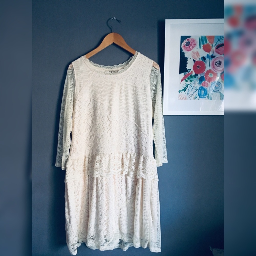 H &M Soft lace Dress